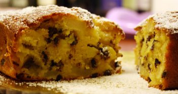 Ricetta Plumcake allo Yogurt con Mele & Cioccolato