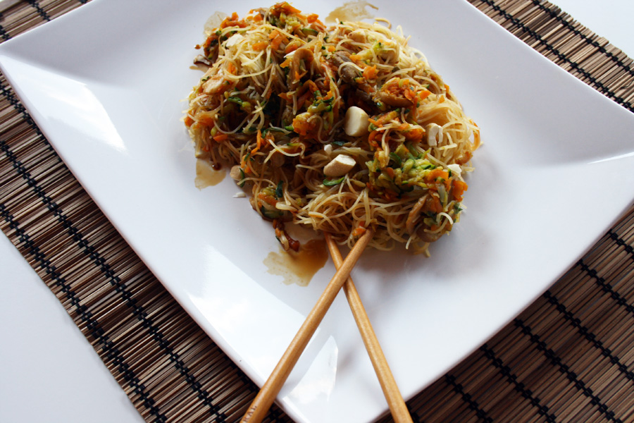 Ricetta spaghetti di riso con verdure