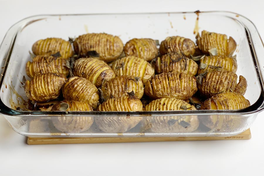 Patate al forno con buccia: il contorno perfetto da non perdere!