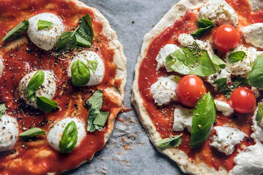 Ecco le dosi perfette per preparare la tua pasta per pizza fatta in casa fragrante e gustosissima! Realizzala in pochi e semplici passaggi, prova!