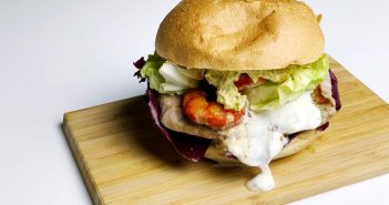 Hamburger di Pollo Gourmet con Gamberi, Burrata e Pistacchi! Irresistibile!