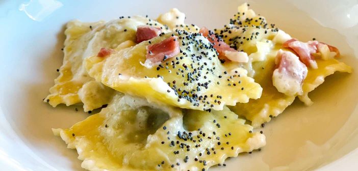 Ravioli con radicchio, speck e crema alla birra!