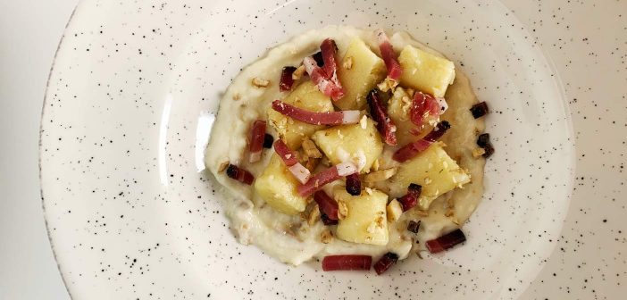 Ricetta gnocchi speck e noci