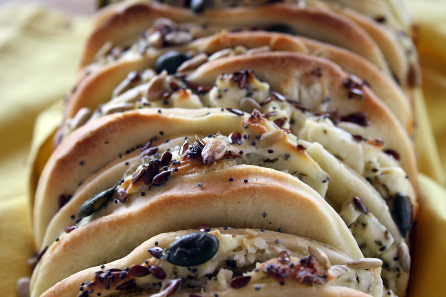 Antipasto Veloce Pan Brioche Salato con Formaggio Cremoso