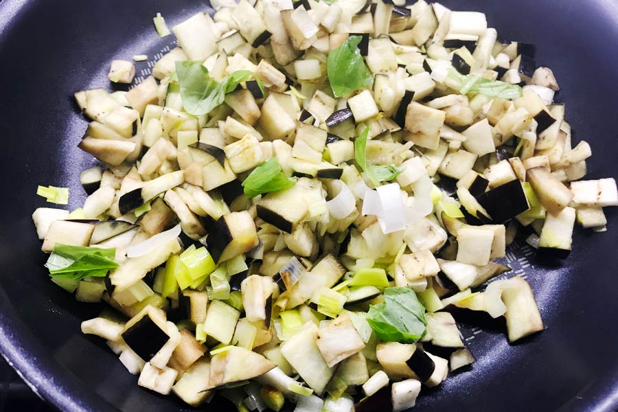 Torta salata cn melanzane