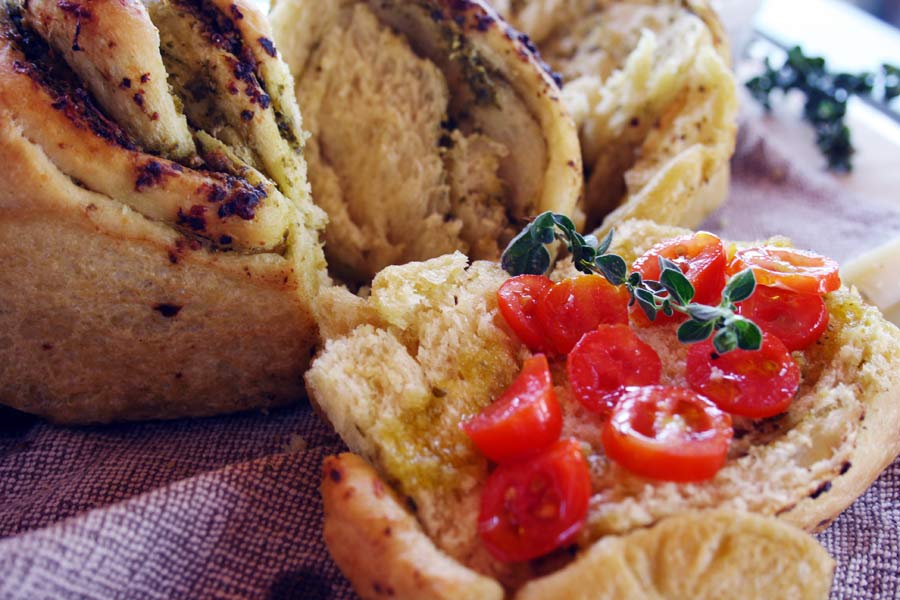 Pan brioche al pesto di basilico