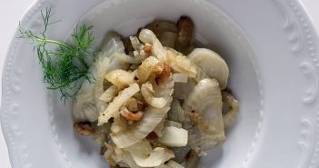 Finocchi in padella, 4 ingredienti e 15 minuti per portarli in tavola! Finocchi in padella
