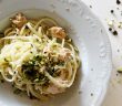 Pasta salmone e pistacchi