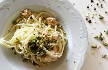 Pasta salmone e pistacchi