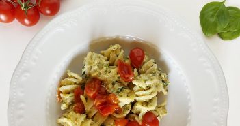 Pasta ricotta e pesto