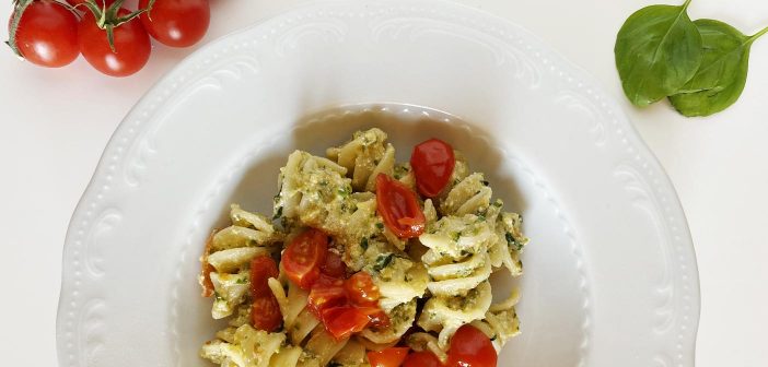 Pasta ricotta e pesto